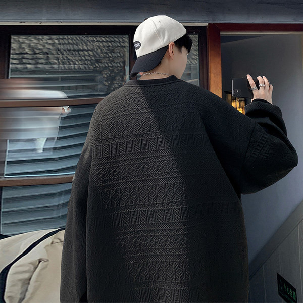 Novi model muške bluze sa natpisom - crno-bijela boja