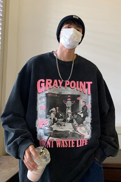 Φαρδύ μοντέλο ανδρική μπλούζα με στάμπα