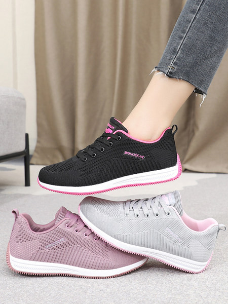 Adidași de damă - cu șireturi și inscripție