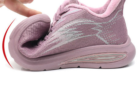 Vabaaja nööriga tossud