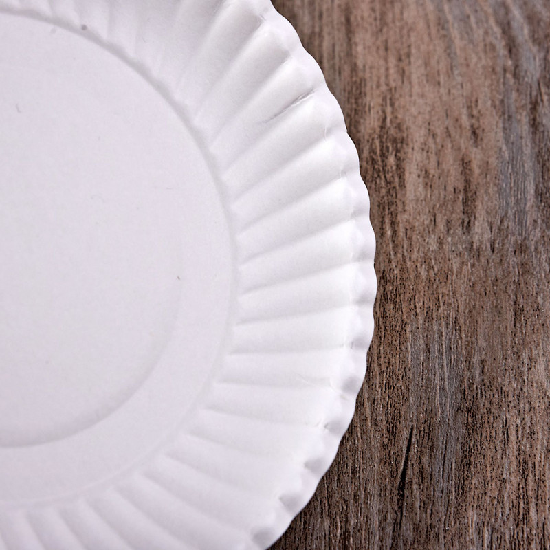 6 inčni jednokratni papirni tanjur za torte Bijeli papirni pladanj Zaštita okoliša za zabavu okrugli rođendanski kolač za roštilj pladanj Kuhinjsko posuđe