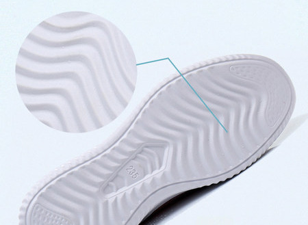 Γυναικεία υφασμάτινα αθλητικά παπούτσια με λογότυπο από ύφασμα που αναπνέει