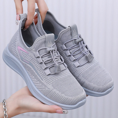 Γυναικεία αθλητικά sneakers - σε τρία χρώματα