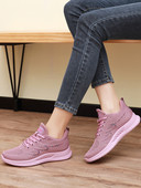 Σπορ γυναικεία sneakers με επίπεδη σόλα και διχτυωτό