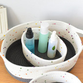 Izsmalcināta meistarība Vietu taupošs, liela ietilpība, ar rokām austs grozs, adīšanas kokvilnas šķērslis kosmētikas grozs guļamistabai