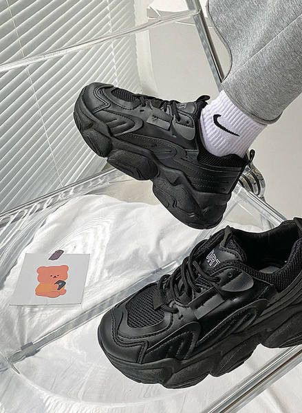 Ženske tenisice s visokom platformom