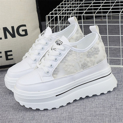 Moderne ženske tenisice s cvjetnim vezom