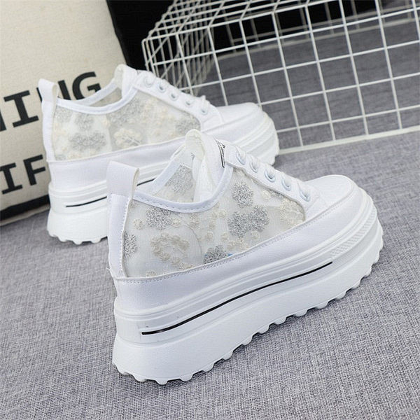 Moderne ženske tenisice s cvjetnim vezom