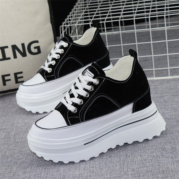 Moderne ženske tenisice s visokim potplatom na vezanje