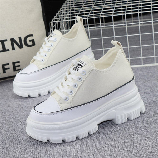 Γυναικεία υφασμάτινα αθλητικά παπούτσια με τραχιά σόλα