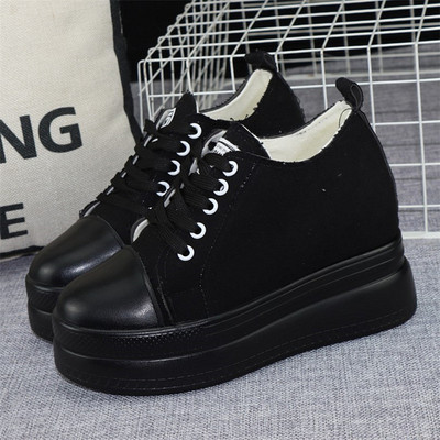 Γυναικεία υφασμάτινα αθλητικά παπούτσια με κορδόνια και ψηλή σόλα 8εκ