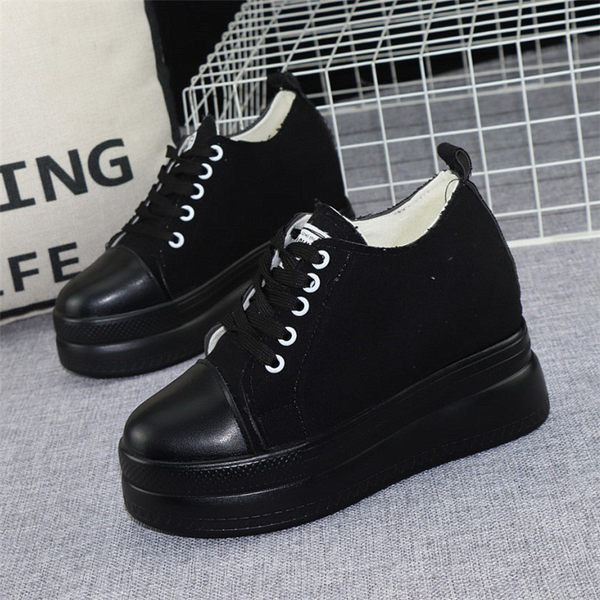 Γυναικεία υφασμάτινα αθλητικά παπούτσια με κορδόνια και ψηλή σόλα 8εκ