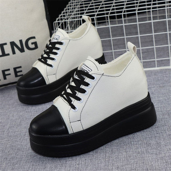 Γυναικεία υφασμάτινα αθλητικά παπούτσια με κορδόνια και ψηλή σόλα 8εκ