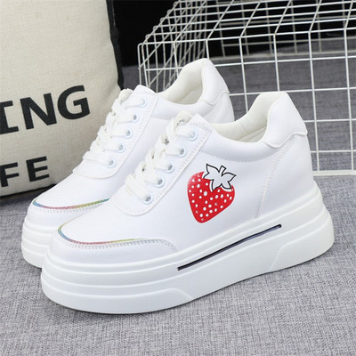 Γυναικεία Casual Sneakers με Πλατφόρμα και Απλικέ