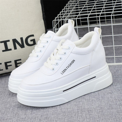 Γυναικεία casual δερμάτινα παπούτσια με κορδόνια