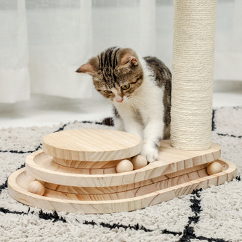 Διαδραστικό ξύλινο παιχνίδι γάτας διπλής στρώσης περιστρεφόμενης έξυπνης ράγας με μπάλα γάτας με γρατσουνιές με κρεμαστά διαδραστικά παιχνίδια για κατοικίδια με μπάλα