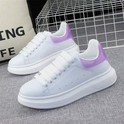 Elegantne ženske tenisice u zaobljenom modelu od eko kože s vezicama