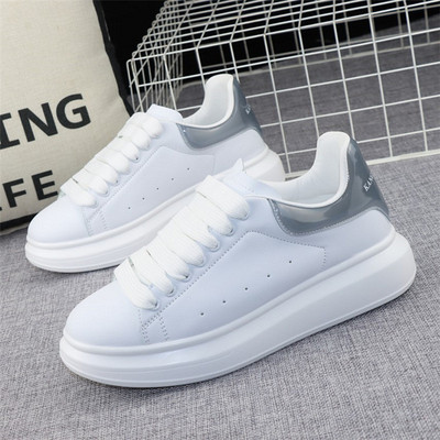 Elegantne ženske tenisice u zaobljenom modelu od eko kože s vezicama