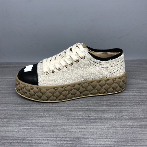 Γυναικεία υφασμάτινα μοντέρνα παπούτσια με ψηλή σόλα με κορδόνια