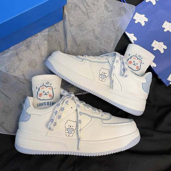 Casual sneakers με κορδόνια για γυναίκες