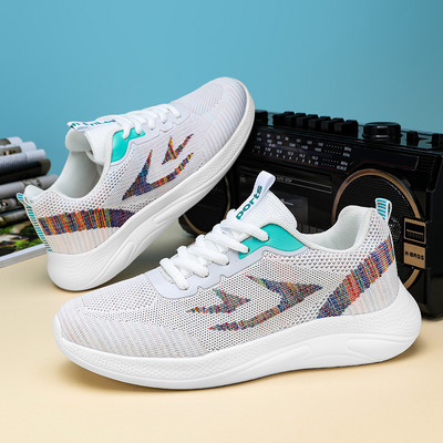 Hingavast kangast paeltega naiste sügistossud