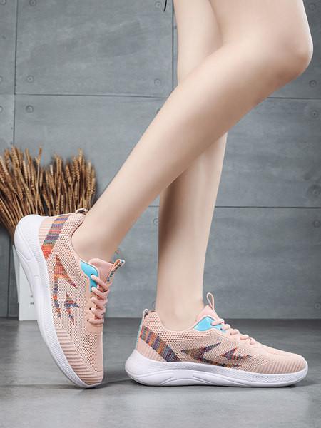 Hingavast kangast paeltega naiste sügistossud