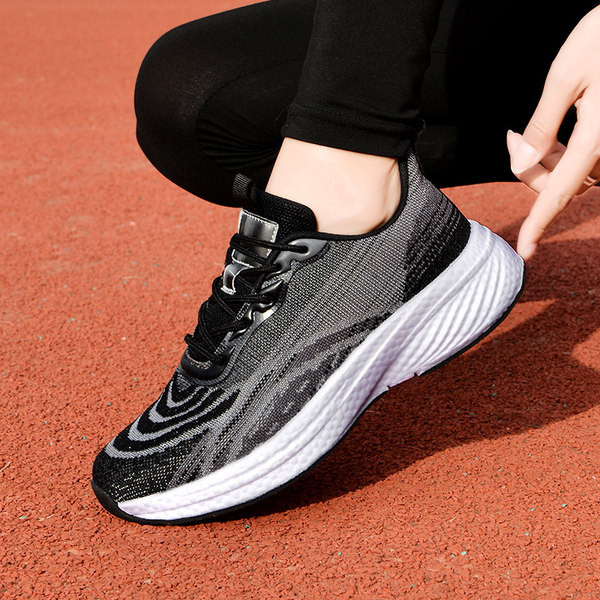 Pantofi de toamnă cu șireturi de damă