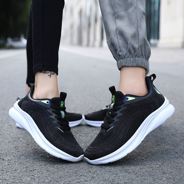 Tenisi damă din plasă cu șireturi