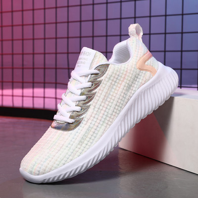 Ženske tenisice s vezicama - pogodne za sport