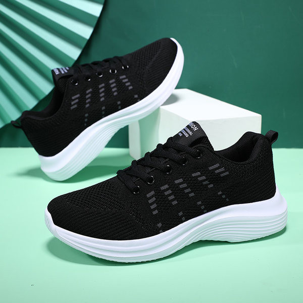 Novi model ženskih tekstilnih tenisica s ravnim potplatom na vezanje