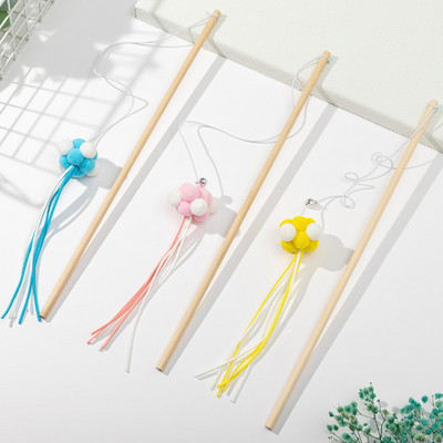 Igračka za mačke Drvena drška Riba od ratana Interaktivne igračke za mačke sa zvonom Otporne na ugriz Pernate igračke za mačke Zadirkuju ogrebotine Potrepštine za kućne ljubimce