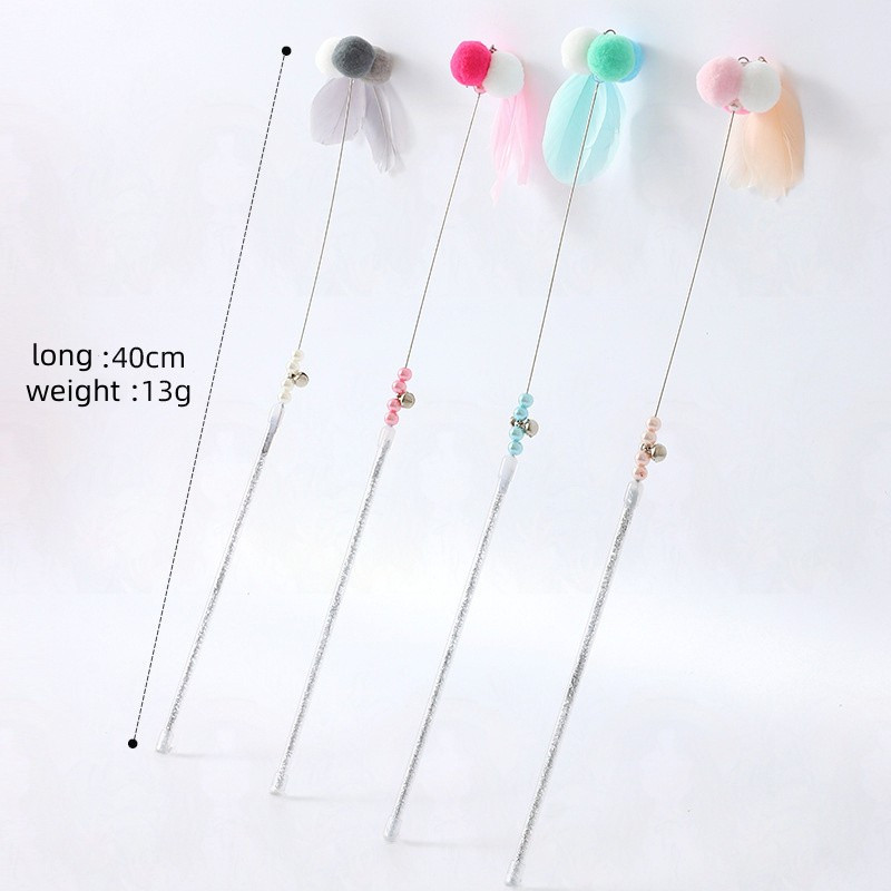 Sulgede õrritav kassipulk kellukesega Sulepulgaga armas lemmikloomakassi mänguasi juhusliku värviga plüüspalliga, kriimustatud interaktiivne mänguasi