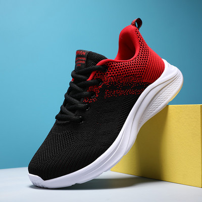 Tekstiilist sporditossud paelte ja pealdisega naistele