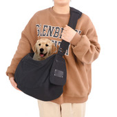 Mekana torba za nošenje mačaka za kućne ljubimce Prijenosna putna torba za nošenje na rame za male pse Prozračna torba za mačke za prsa koja ne može pobjeći Torba preko ramena