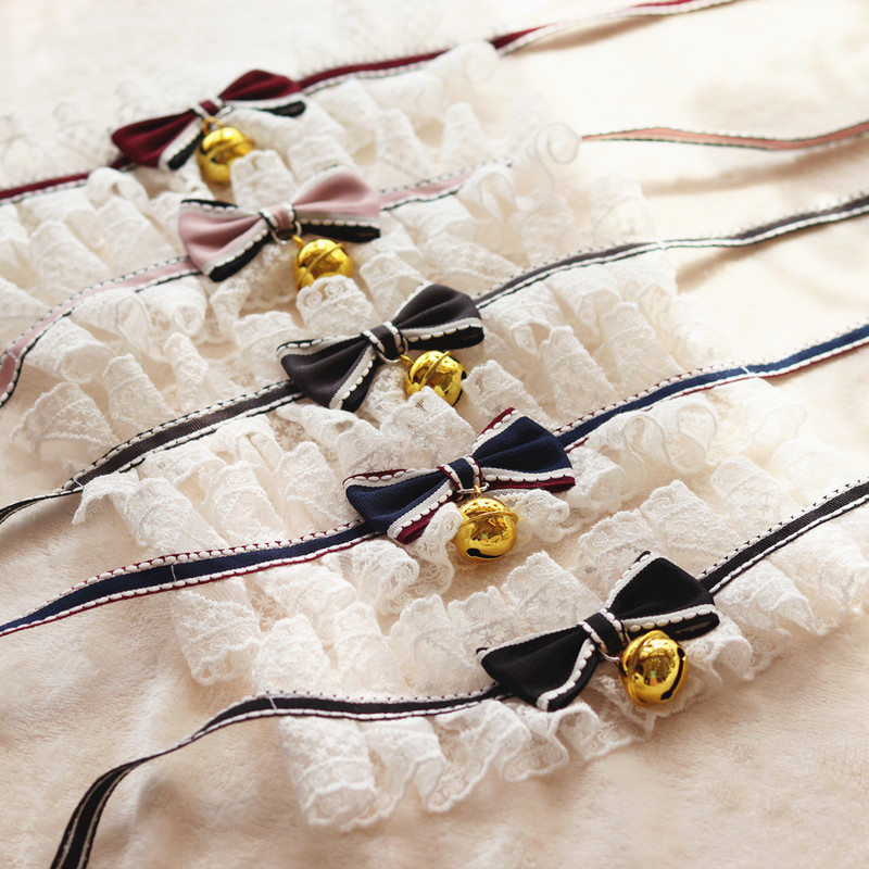 Guler elegant cu fundă pentru pisici Crăciun cu clopoțel câine colier bandană pentru animale de companie eșarfă accesorii pisici Decorare pentru cadou de Anul Nou