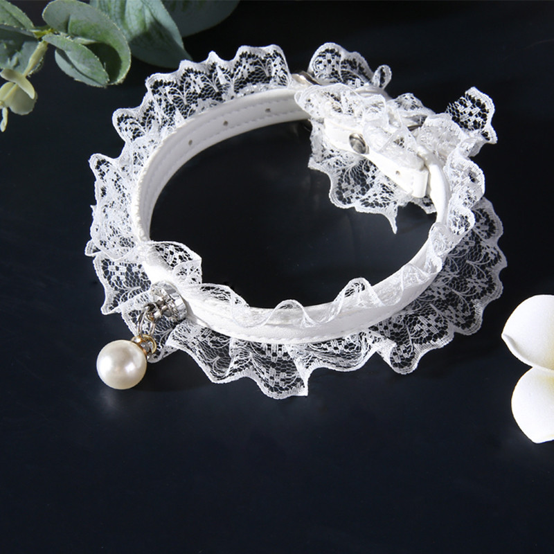 PU-nahast reguleeritav kassi kaelarihm kellukaelarihm kutsika kaelakee must valge pitspärliripats lemmiklooma kaelarihm väike keskmine koera kaelarihm