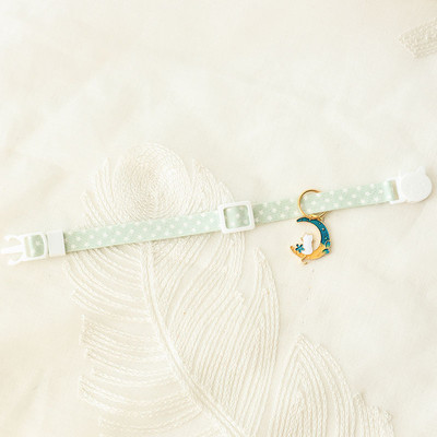 1 buc. guler reglabil din nailon pentru pisici, culoare bomboană, leagăn de lună, pisicuță, modă drăguță, cu clopote, pandantiv, cataramă de siguranță, decorare pentru animale de companie