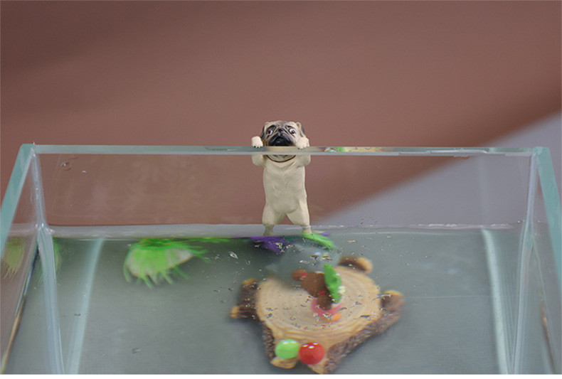 Ornamente creative pentru câini pentru acvariu PVC Kawaii Câini din desene animate Câini de cățărat Pandantiv pentru rezervor de pește, decorare pentru amenajare a peretelui