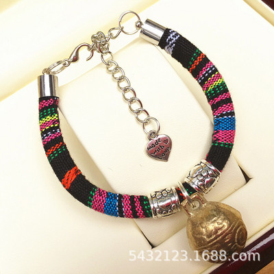 Podesiva ogrlica za kućne ljubimce Ogrlice za mačke i povoci Proizvodi za mačke Starinski povodac za ogrlicu za pse s zvonastom kopčom Dodaci