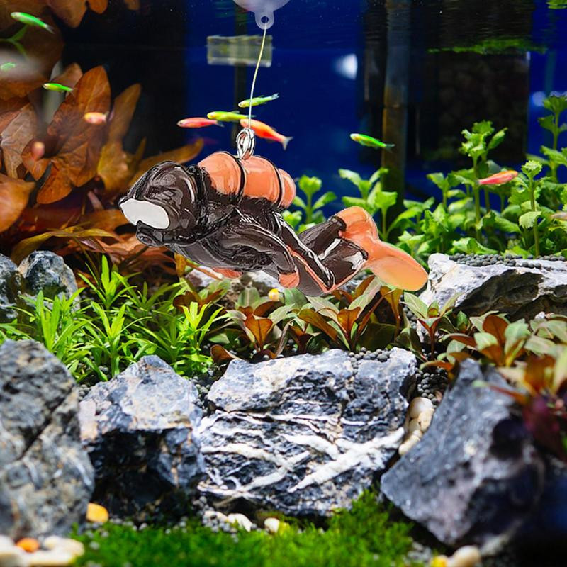 Fish Tank Decor Diver Cute Diver Fish Tank Аксесоари Малки анимационни рибни играчки Орнамент за всички видове аквариуми и плуване
