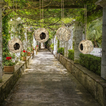 Σπίτι για πουλί με φυσικό γρασίδι σε σχήμα μπάλας Εξωτερικό κρεμαστό κολίβριο Ανθεκτικό ανθεκτικό τροφοδότη πουλιών για διακόσμηση αυλής κήπου