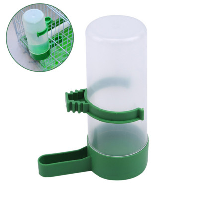 2in1 Maisto vandens dubuo Dvigubas šėrimo puodelis Paukščių balandžių Kanarų narvelio lesyklėlė Papūga Naminių paukščių voljeras Pakabinamas stovas Gertuvės Dėžės Konteineris