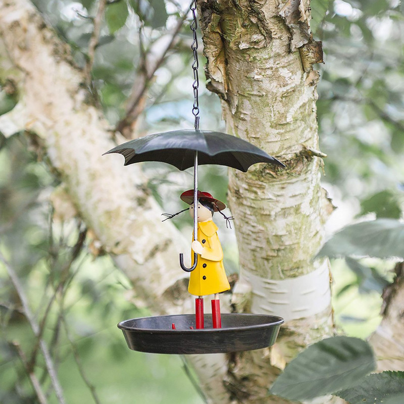 Uus lindude söötja metallist rippkett Tüdrukute ja vihmavarjudega linnusöötja metslindude toitmiseks Närimisseade õues kasutamiseks Lemmiklindude toitja