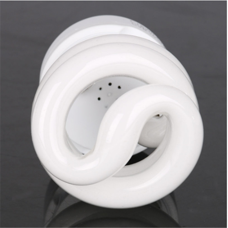 2021. gada jauns 5.0 10.0 UVB 13 W Rāpuļi Abinieki Bruņurupucis Ķirzaka Čūska Spuldzes spuldze Enerģijas taupīšanas spuldzes Apgaismojums 220V