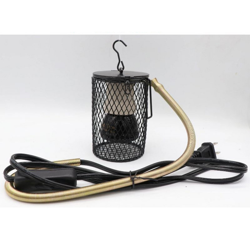 Roomajad soojendavad lampi, elutuba, puurivalgustiga, siseruumides asendusmajapidamises kasutatavad hammustusevastased tarvikud põletusvastased