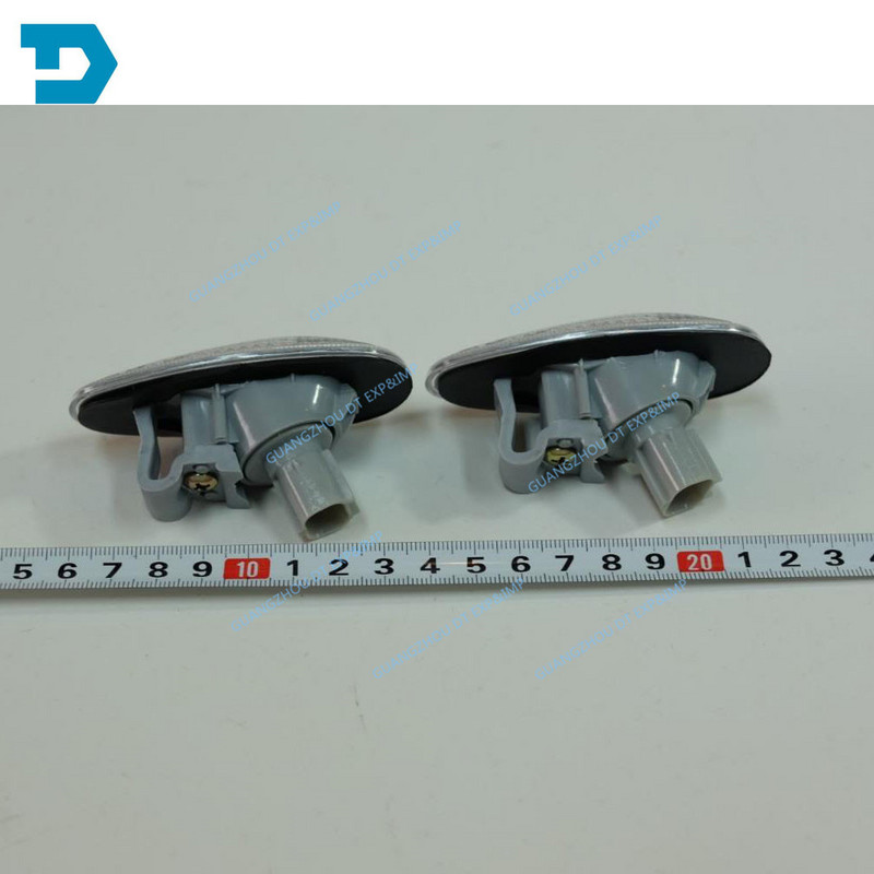 1 vienetų žymekliai, skirti Pajero V73 šoninio sparno lempa, skirta Montero Sport K9 K8 posūkio signalams, skirta Outlander Cu 2000-2006