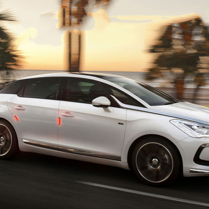 Autoukse antistaatiline päikeseenergia kaitse põrkeraua kokkupõrkevastane LED põrkeriba kaunistustuli