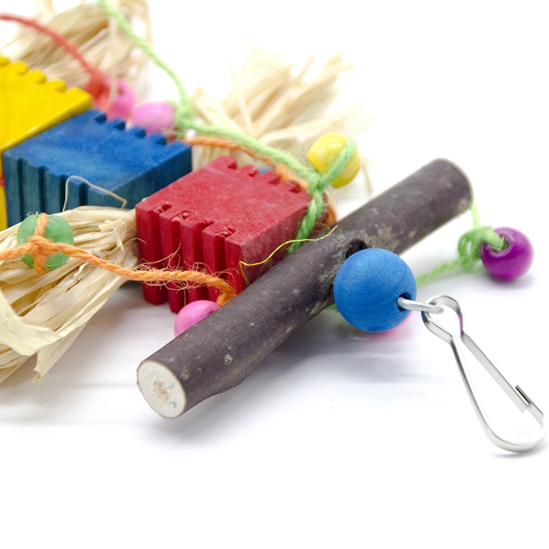 Naturaalsest puidust lindude närimismänguasjad plokid papagoi rebivad mänguasjad kaitsev linnupuuri kelluke mänguasi, mis sobib kõige paremini papagoidele Bridpuuri tarvikud