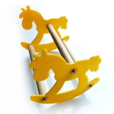 1 tk papagoi näriv mänguasja kiik akrüüljaam, seisev varraste kiiktool, kiik Lihtne lõbus puidust hobune