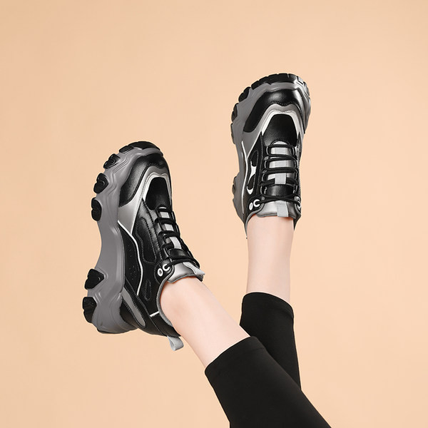 Kareda tallaga sügisene naiste tossud